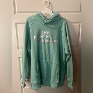 COPY - Women’s The North Face hooded sweatshirt. Size XL